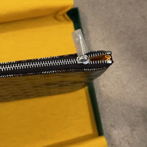 NWT Goyard Black MM Pouch/Clutch - Picture 3 of 12